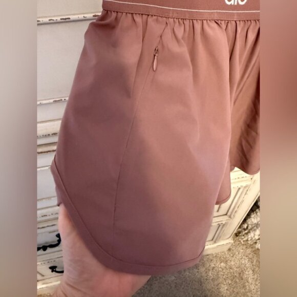 Alo Match Point smoky Quartz shorts size: S NWT - Picture 3 of 3